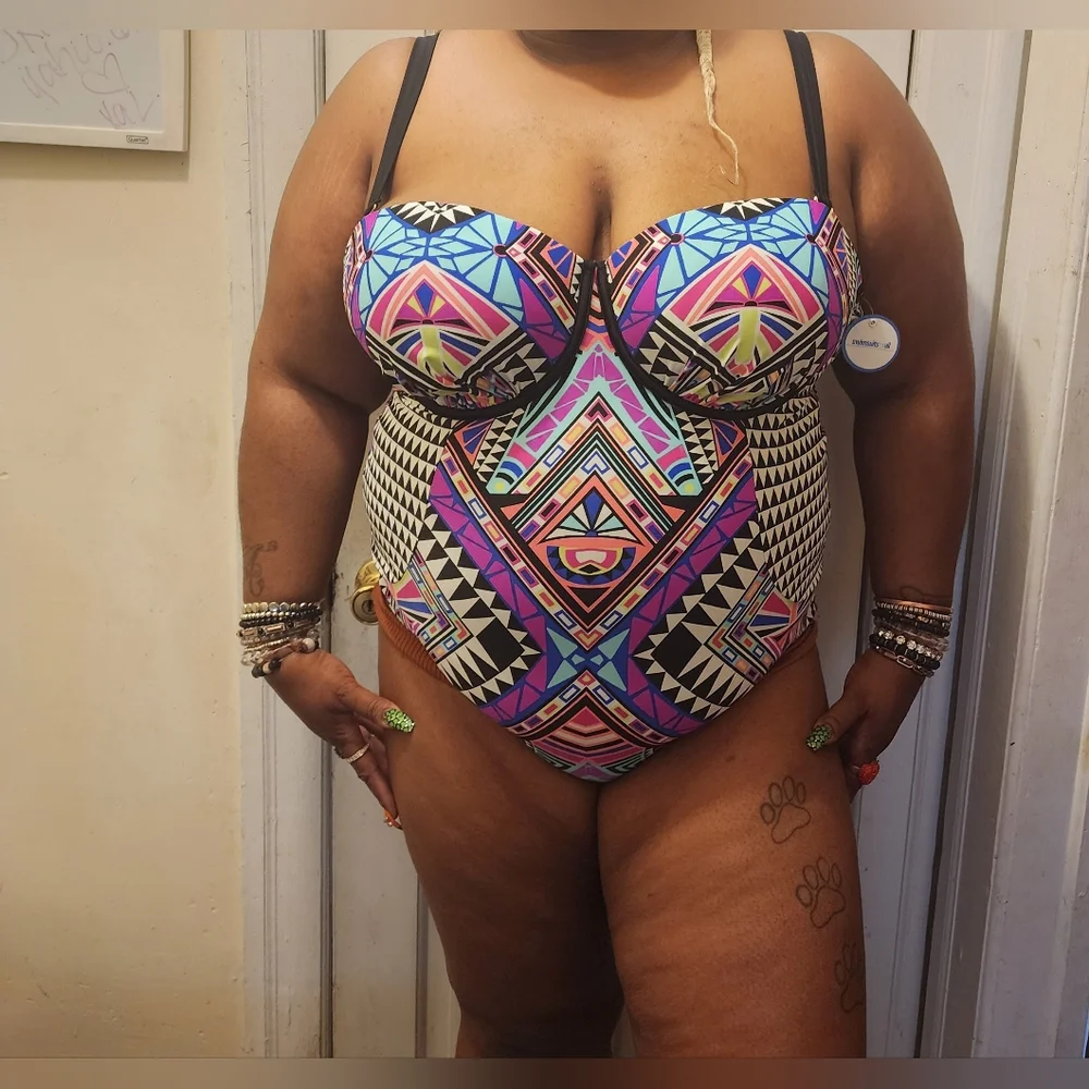 18 [Swimsuits For All] Tropical Tribal 1pc Swimsuit -Has underwire no liner - Picture 2 of 10